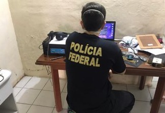 'CAPTURE THE FLAG': PF faz operação que mira suspeitos de divulgar dados de Bolsonaro