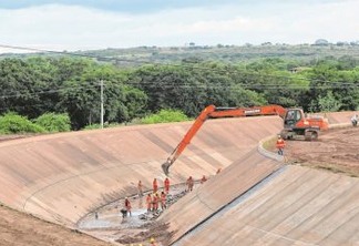 APÓS 12 ANOS DE OBRAS: águas do Rio São Francisco chegam nesta sexta ao Ceará