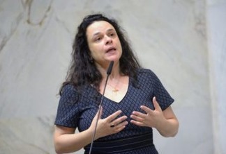Janaina Paschoal critica escolha de Bolsonaro por Bruno Roberto e enaltece Sérgio Querioz na disputa pelo Senado - ASSISTA