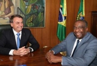 DESMENTINDO BOLSONARO: reitor afirma que ministro da Educação não tem doutorado em Rosário