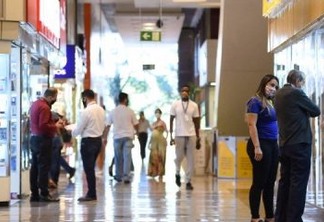 Saiba como fica o funcionamento de shoppings e serviços na Paraíba durante feriadão de Finados