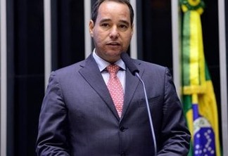 Presidente nacional do Avante garante interesse na filiação de Adriano Galdino ao partido
