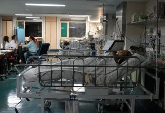 Brasília - Unidade de Terapia Intensiva (UTI) do Hospital Regional de Taguatinga. Em alguns hospitais do Distrito Federal faltam leitos para os pacientes. Foto: Marcello Casal JR/ABr