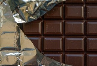 Chocolate conquista paladares, mas pediatra alerta que doce deve ser evitado por crianças
