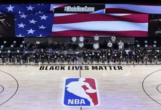 NBA recomeça nos EUA com protesto contra injustiça racial - VEJA VÍDEO