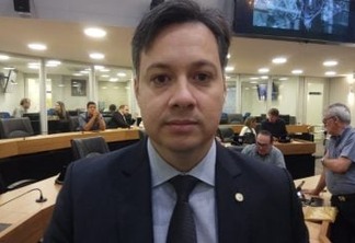 Júnior Araújo fala sobre expectativa para retomar atividades na ALPB após reassumir mandato - OUÇA