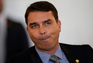 Flávio Bolsonaro depõe nesta segunda-feira sobre acusação de vazamento de operação da PF