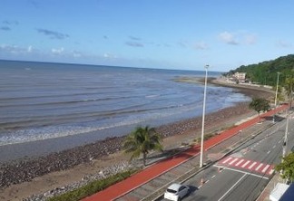 CRIME AMBIENTAL: 'Obras na Barreira do Cabo Branco estão danificando praias', diz engenheiro Francisco Jácome - OUÇA