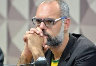Apoiador de Bolsonaro, Allan dos Santos diz que saiu do Brasil para se proteger