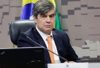 'ELE FOI INFELIZ': Wellington Roberto sai em defesa de Bolsonaro em novo embate com Rodrigo Maia