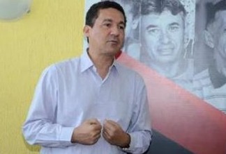 Justiça determina bloqueio de bens do ex-secretário de Educação Alessio Trindade