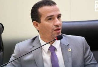 Dr. Érico destaca necessidade de apoio do Governo para conclusão de UPA em Patos