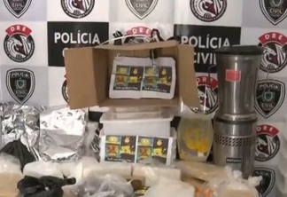 Mulher é presa, laboratório é fechado e Polícia apreende 50 kg de drogas em Campina Grande