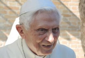 Bento XVI está em situação ‘extremamente frágil’, afirma imprensa alemã
