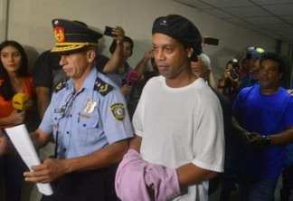 Ronaldinho Gaúcho é solto no Paraguai e liberado para voltar ao Brasil