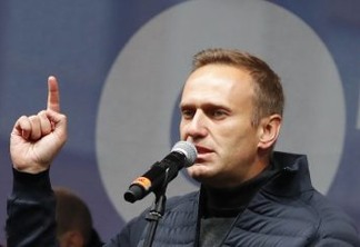 SUSPEITA DE ENVENENAMENTO: opositor russo Alexei Navalny é hospitalizado