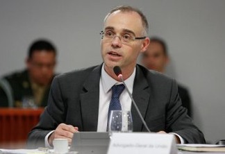 13º MINISTRO INFECTADO! André Mendonça, ministro da Justiça, é diagnosticado com Covid-19