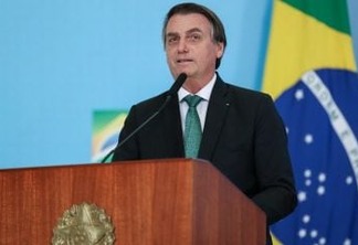 Bolsonaro sanciona lei que muda cobrança de imposto municipal; entenda