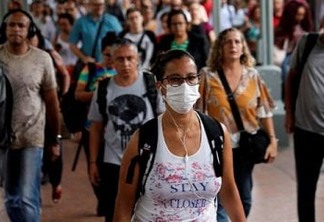 Cerca de 80% dos brasileiros já saem de casa em meio à pandemia