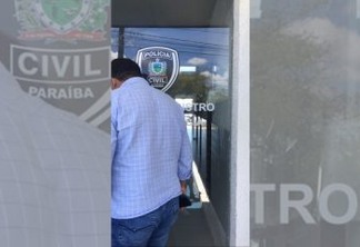 A CAMPANHA COMEÇOU: Candidato a prefeito de João Pessoa denuncia ameaça de homem armado com pistola durante adesivagem na orla - VEJA VÍDEO