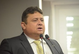 'VAGABUNDOS E DELINQUENTES':  Virgolino critica candidatos à PMJP e os compara a Ricardo Coutinho 
