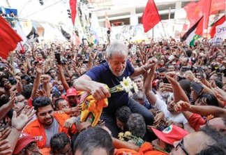 Aniversário de Lula mobiliza atos pelo mundo e homenagens nas redes sociais