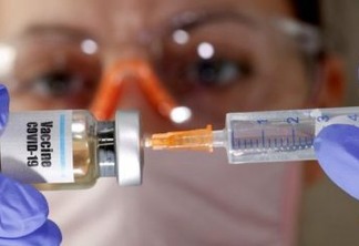 Guerra política em torno das vacinas pode prejudicar adesão à imunização