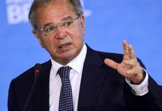 O ministro da Economia, Paulo Guedes, durante cerimônia alusiva à marca de 100 milhões de poupanças sociais digitais Caixa.