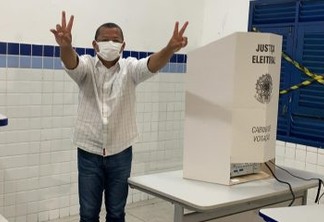 Nilvan Ferreira vota e se diz confiante na vitória