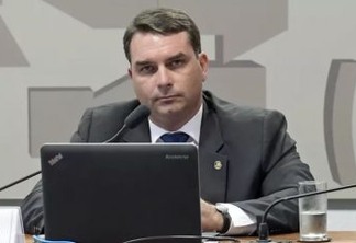 MP cita localização de celulares de 'funcionários fantasmas' de Flávio Bolsonaro