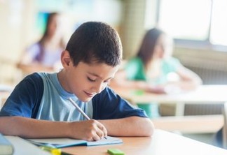 Um em cada 4 alunos do 2º ano do fundamental não sabe escrever corretamente