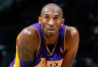 Kobe Bryant entra em lista da Forbes de famosos mortos que mais faturaram no ano