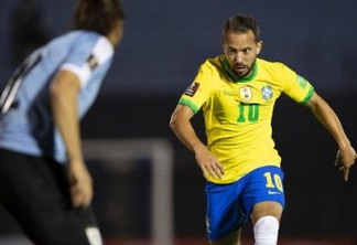 Eliminatórias da Copa do Mundo: Brasil resolve no primeiro tempo e vence Uruguai por 2 a 0