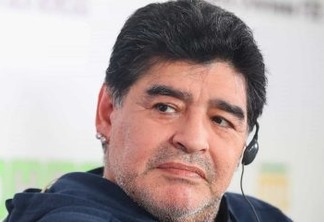 Médico de Maradona diz que ex-jogador não está com covid-19