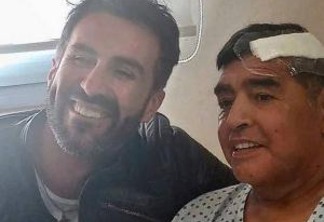 Última foto pública de Maradona com vida causa disputa entre família, médico e advogado