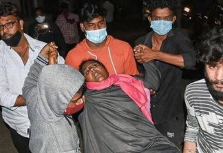 DOENÇA MISTERIOSA?! Centenas de pessoas são hospitalizadas no sul da Índia