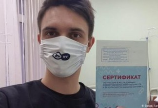 Repórter toma vacina russa contra a Covid-19 e relata efeitos colaterais