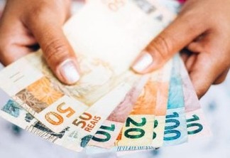 Governo divulga datas de parcela única de R$ 300 para 1,2 milhão de pessoas