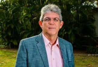 Ricardo Coutinho deixa a presidência da Fundação João Mangabeira; ex-governador de São Paulo assume cargo