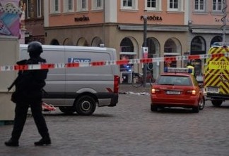 ATENTADO! Carro avança contra pedestres e mata duas pessoas na Alemanha