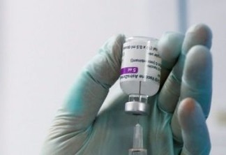 Agência Europeia de Medicamentos recomenda uso da vacina de Oxford em países do bloco