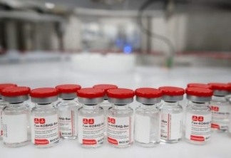 Consórcio Nordeste articula aquisição de doses emergenciais da vacina russa Sputnik V