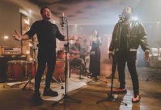 Wesley Safadão lança música gospel em parceria com Clovis e Casa Worship