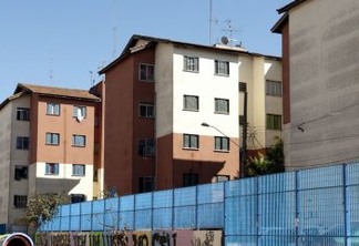Prédios para moradores de baixa renda do Conjunto Habitacional Cingabur