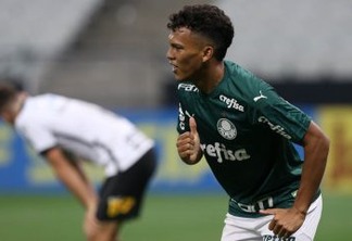 Jogador do Palmeiras se torna alvo da nova direção do Barcelona