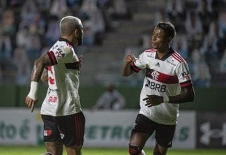 Em busca da ponta da tabela, Flamengo enfrenta Corinthians no Maracanã
