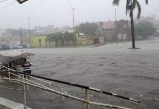 Fortes chuvas causam alagamentos e bloqueios em toda João Pessoa - VEJA VÍDEOS