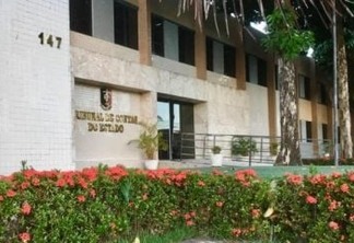 PENALIDADE: Auditor do TCE-PB é demitido do cargo após ter sido denunciado na 8ª fase da Operação Calvário