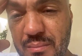 Belo grava vídeo chorando nas redes sociais após ser solto da prisão: 'Grito em silêncio' - VEJA VÍDEO
