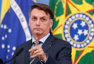 Após troca na Petrobras, Bolsonaro diz que "semana que vem teremos mais"